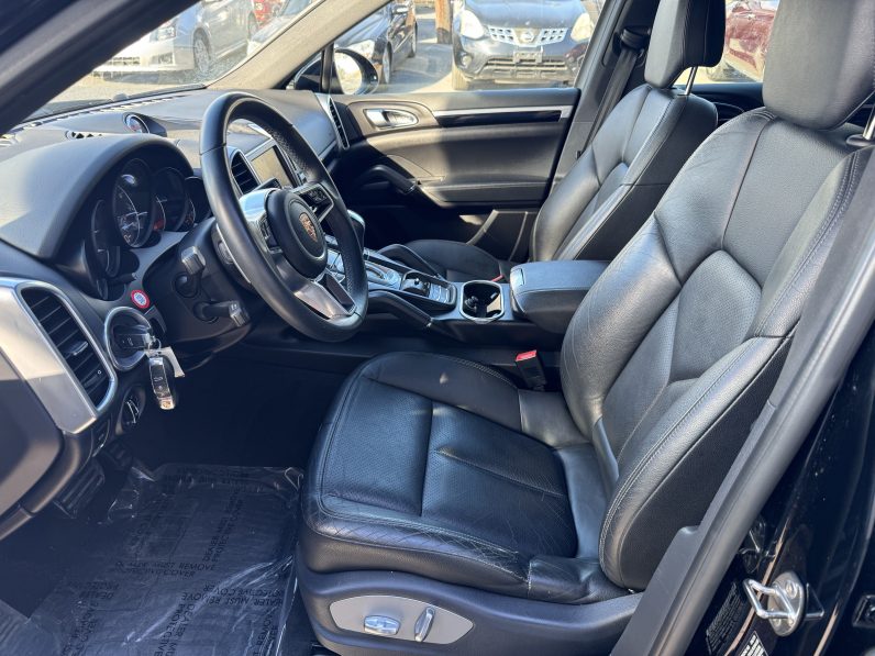 2016 Porsche Cayenne V6 AWD