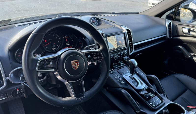 
								2016 Porsche Cayenne V6 AWD full									