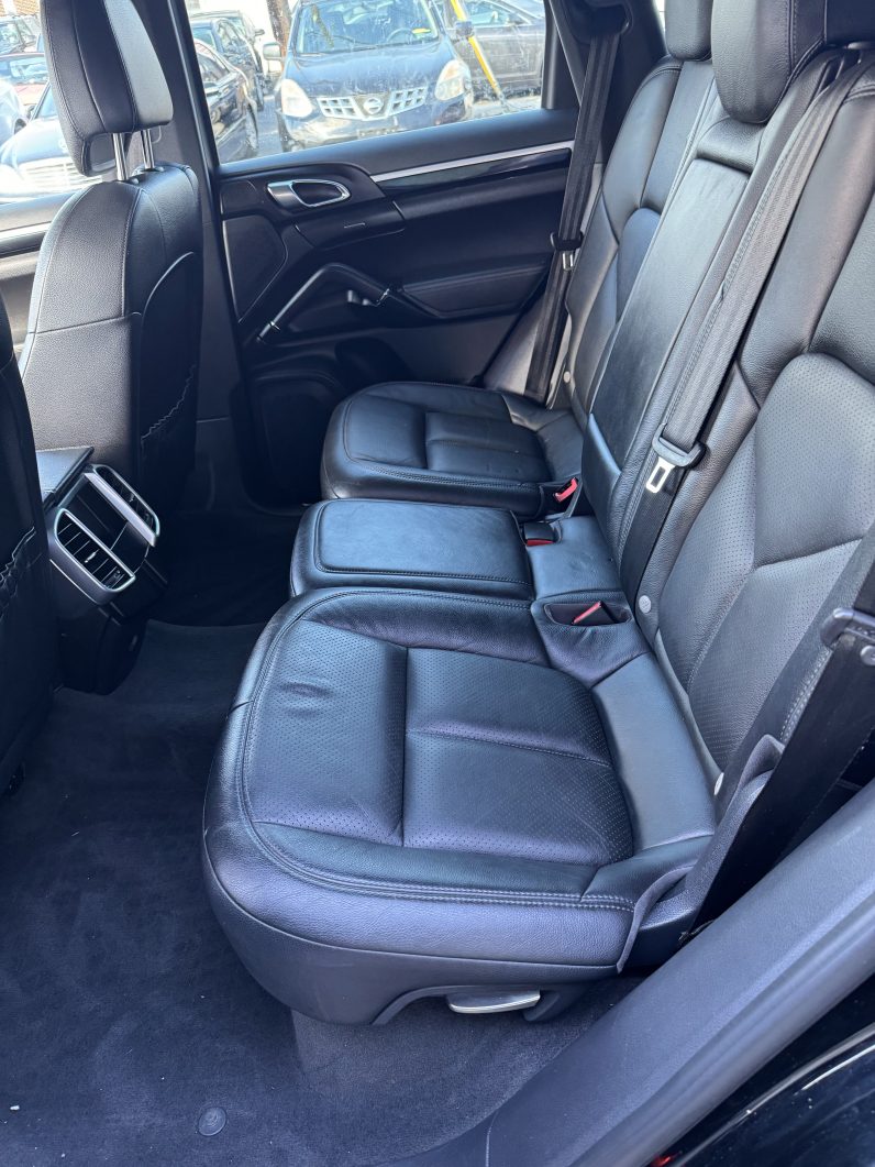 2016 Porsche Cayenne V6 AWD