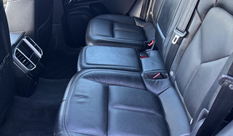 
								2016 Porsche Cayenne V6 AWD full									