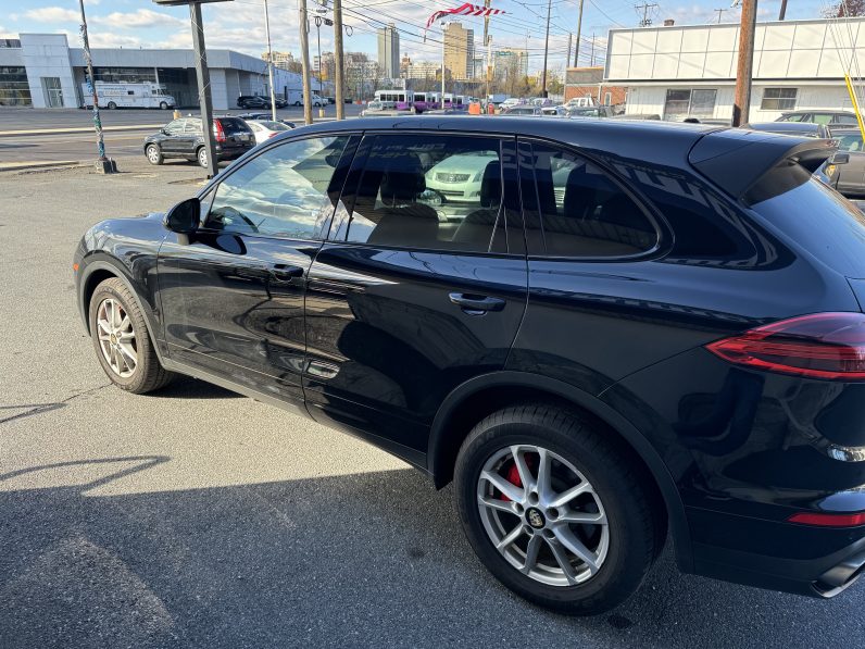 2016 Porsche Cayenne V6 AWD